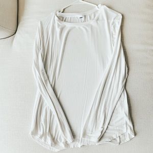 White long sleeve T-shirt